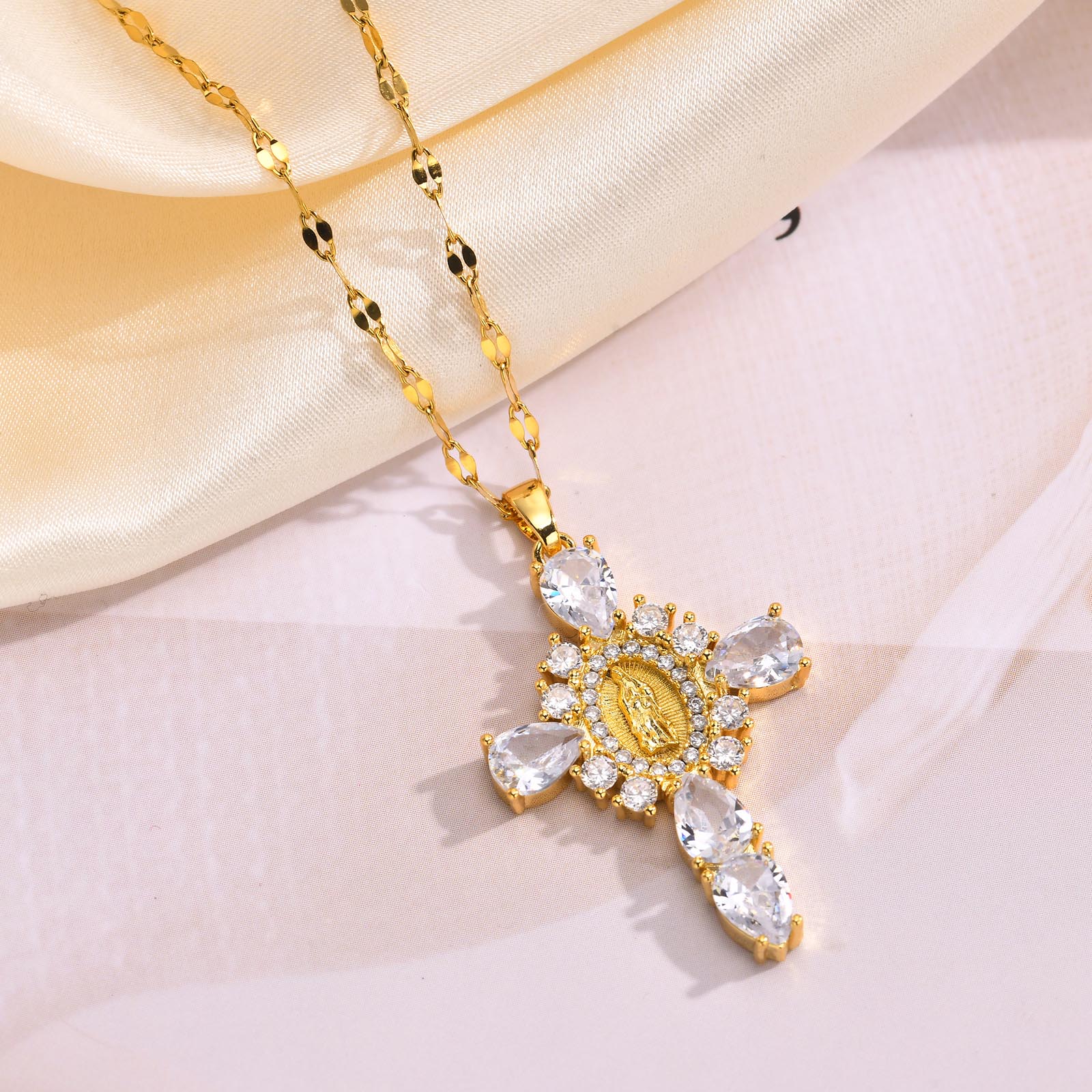 Wholesale IG Style Shiny Human Cross 304 Stainless Steel Brass Inlay 18K Gold Plated Zircon Pendant Necklace display picture 5