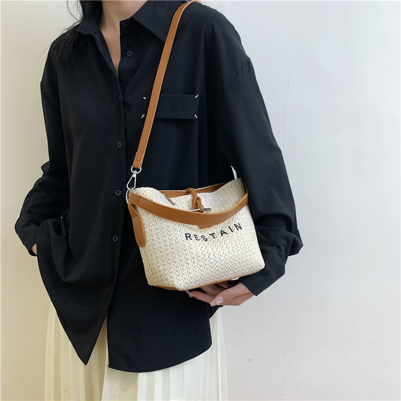 Women's Straw Letter Classic Style Sewing Thread Zipper Bucket Bag display picture 6