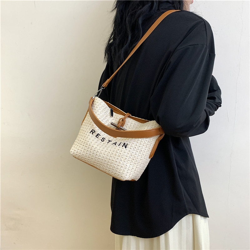 Femmes Paille Lettre Style Classique Fil À Coudre Fermeture Éclair Sac Seau display picture 12