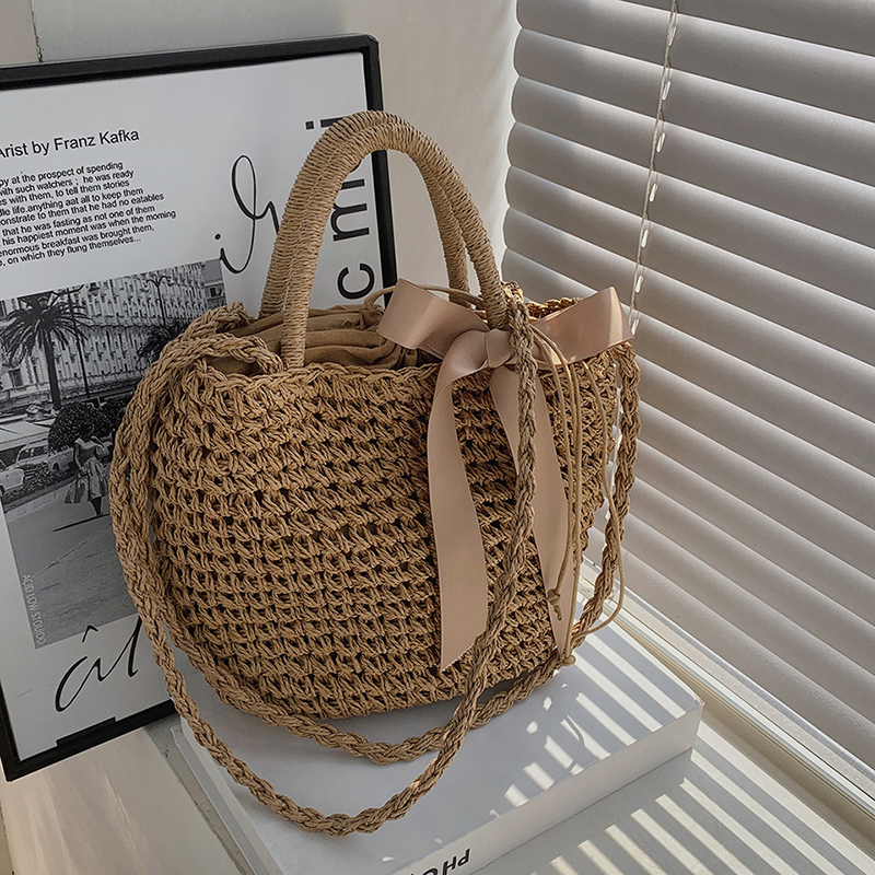 Women's Straw Color Block Solid Color Classic Style Hollow String Bucket Bag display picture 5