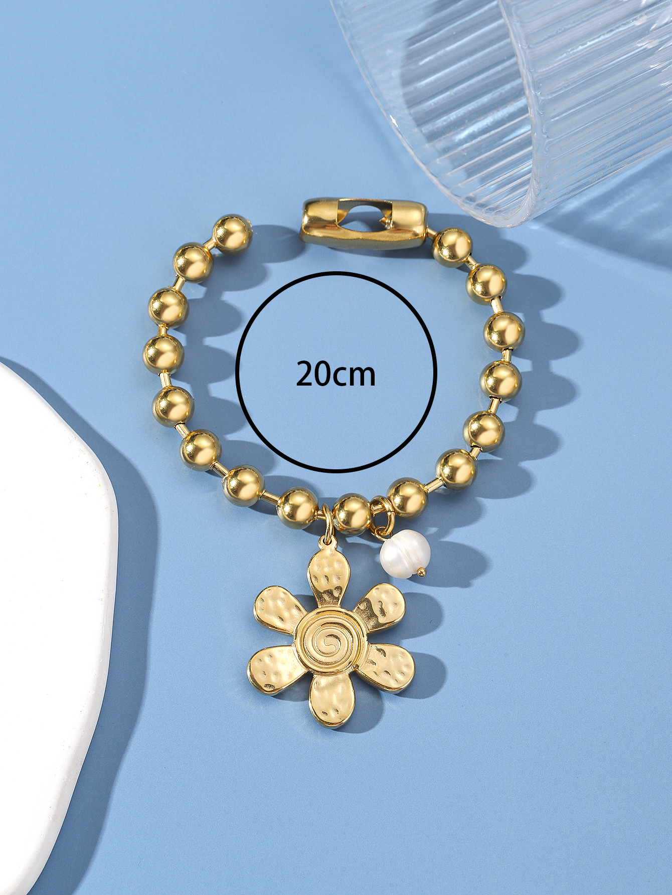 304 Stainless Steel 24K Gold Plated Sweet Classic Style Beaded Inlay Flower Pearl Bracelets display picture 2