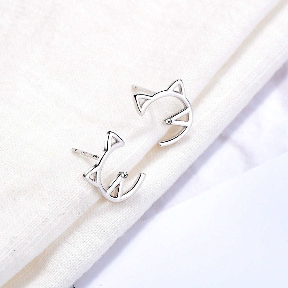 1 Pair Cute Simple Style Cat Copper White Gold Plated Ear Studs display picture 2
