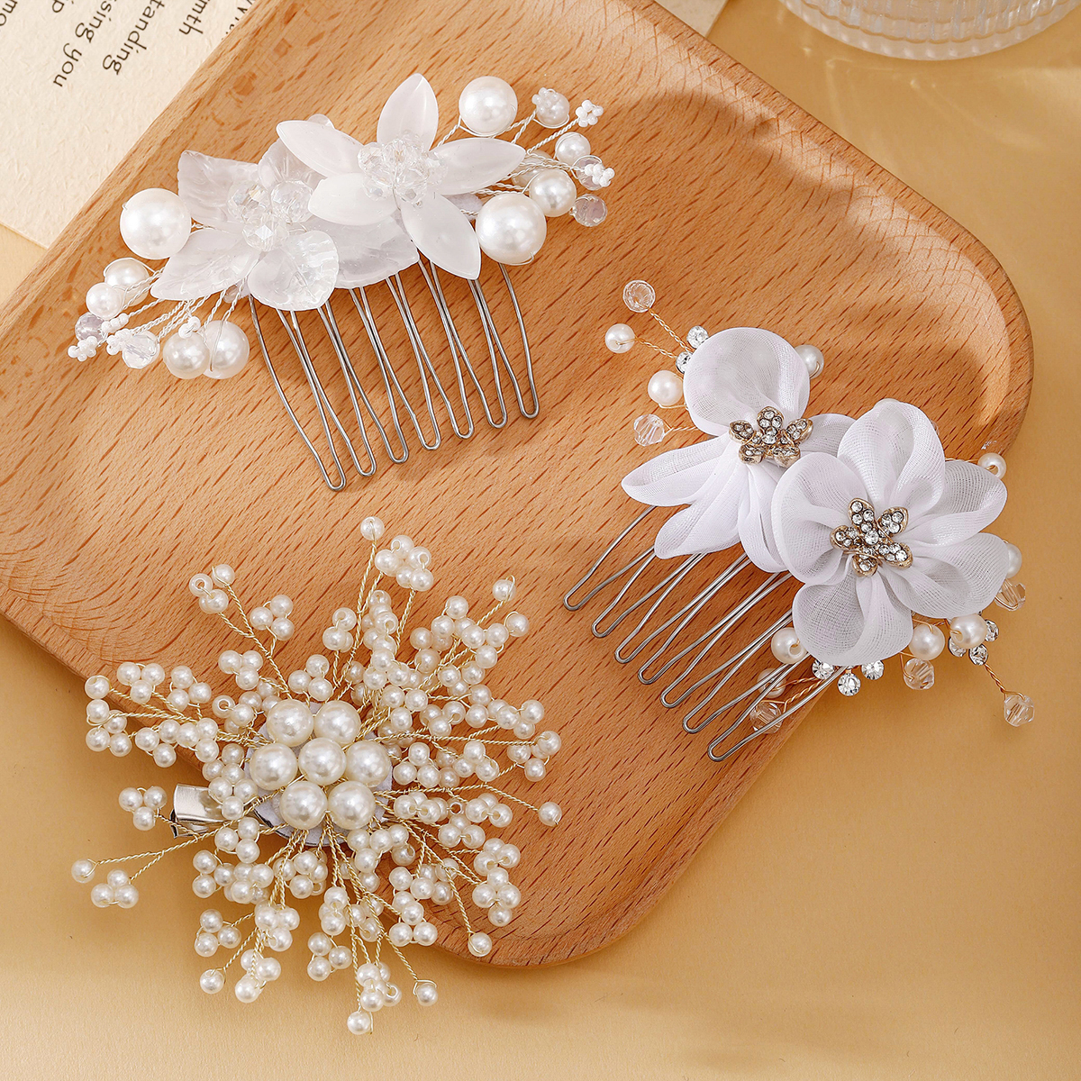 Women's Fairy Style Princess Bridal Flower Imitation Pearl Handmade Inlay Artificial Pearls Rhinestones Hair Clip Insert Comb display picture 15