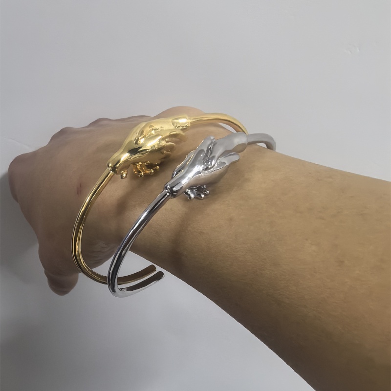 Copper Gold Plated Silver Plated Casual Simple Style Commute Polishing Hand Bangle display picture 4