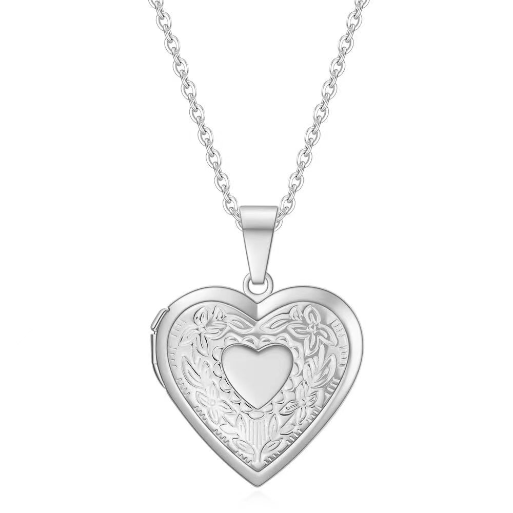 304 Stainless Steel 18K Gold Plated IG Style Sweet Heart Shape Pendant Necklace Locket Necklace display picture 6