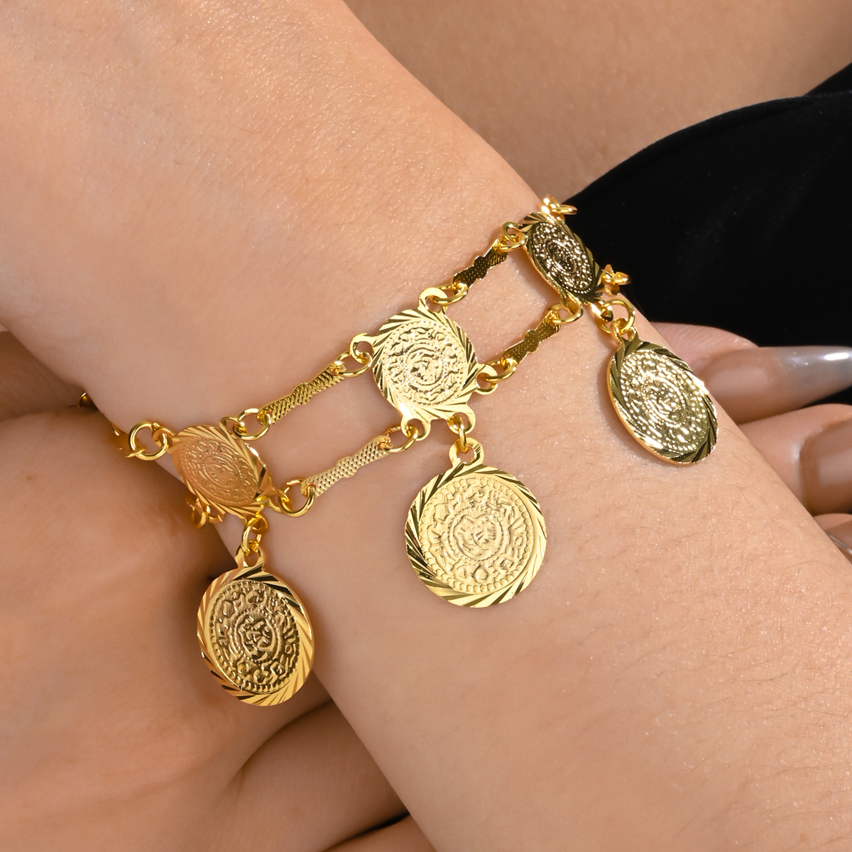 Le Cuivre Plaqué Or 18K Style Simple Style Classique Placage Pièce De Monnaie Bracelets Collier display picture 4