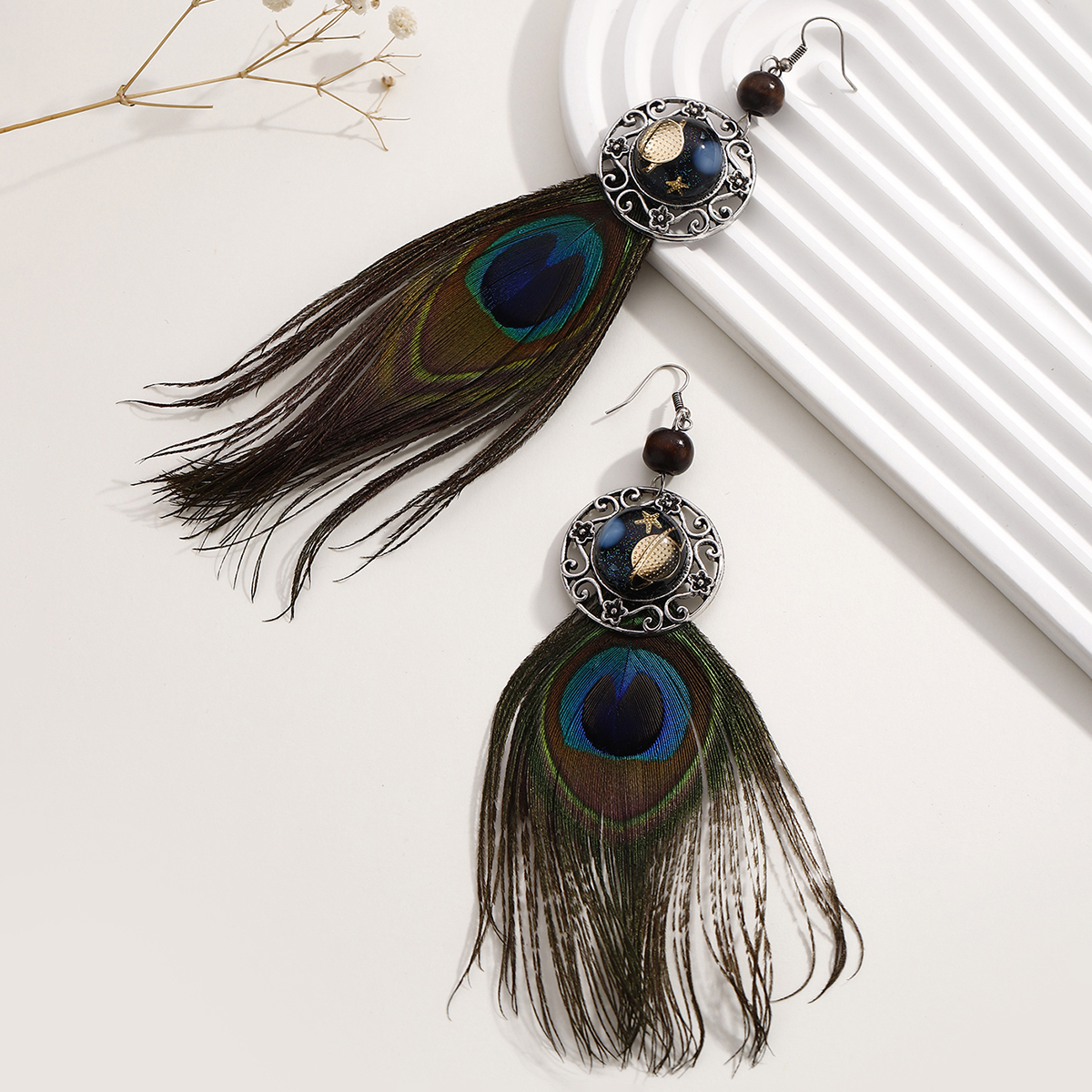 1 Pair Y2K Bohemian Beach Feather Inlay Feather Glass Silver Plated Drop Earrings display picture 3