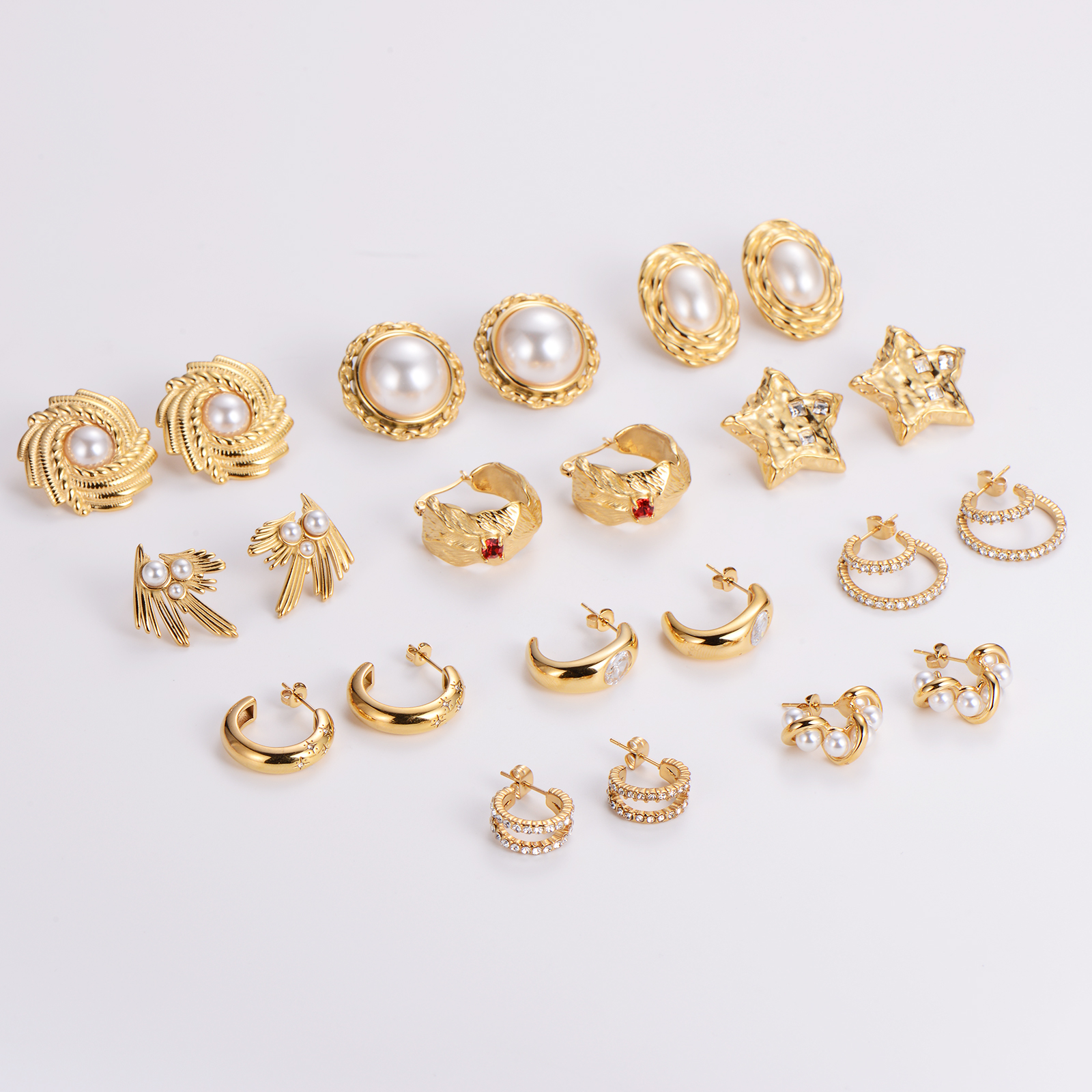 1 Pair IG Style Simple Style Geometric Inlay 304 Stainless Steel Artificial Pearls Rhinestones 18K Gold Plated Earrings Ear Studs display picture 12