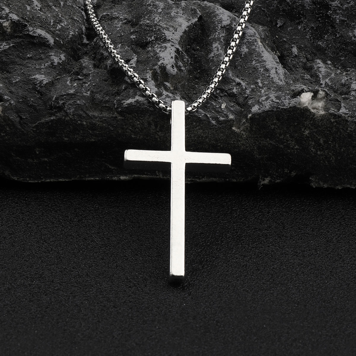 Wholesale Jewelry Hip-Hop Cross Zinc Alloy Gold Plated Plating Pendant Necklace display picture 5