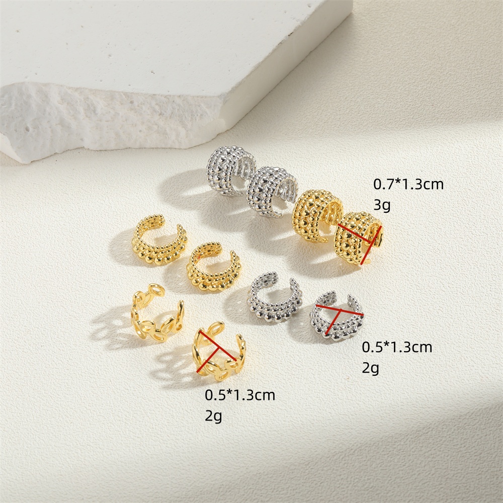 1 Pair Simple Style C Shape Hollow Out Copper 14K Gold Plated Ear Cuffs display picture 9