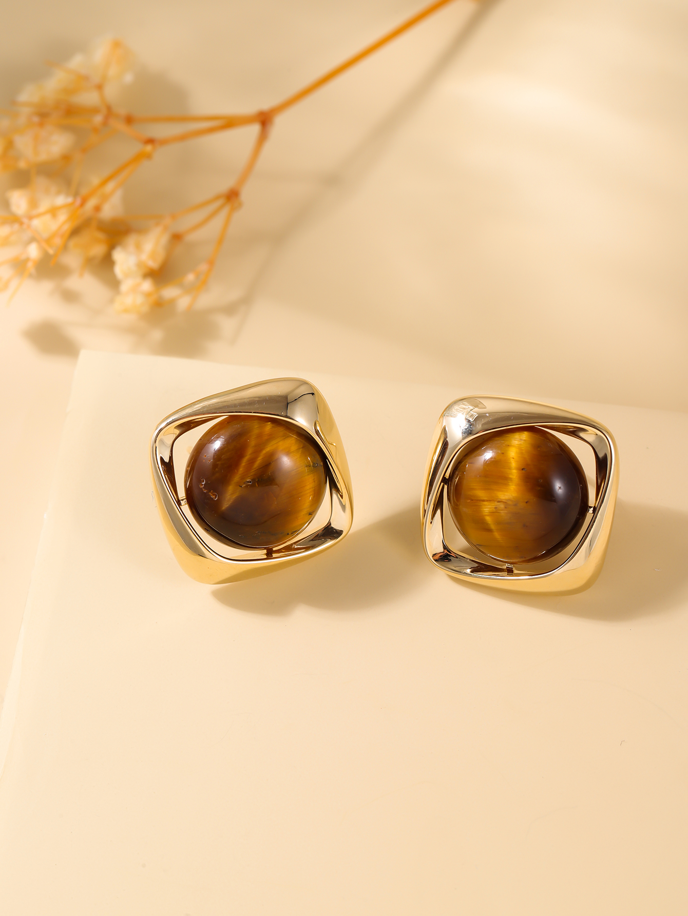 1 Pair Classic Style Solid Color Plating Inlay Artificial Crystal 18K Gold Plated Ear Studs display picture 3