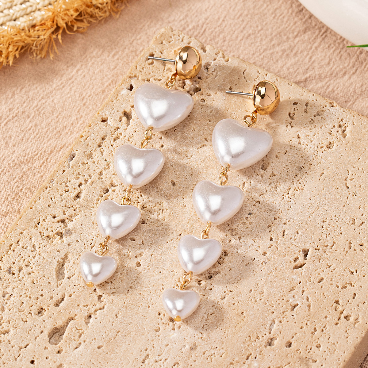 1 Pair Elegant Lady Modern Style Heart Shape Plastic Iron Drop Earrings display picture 4