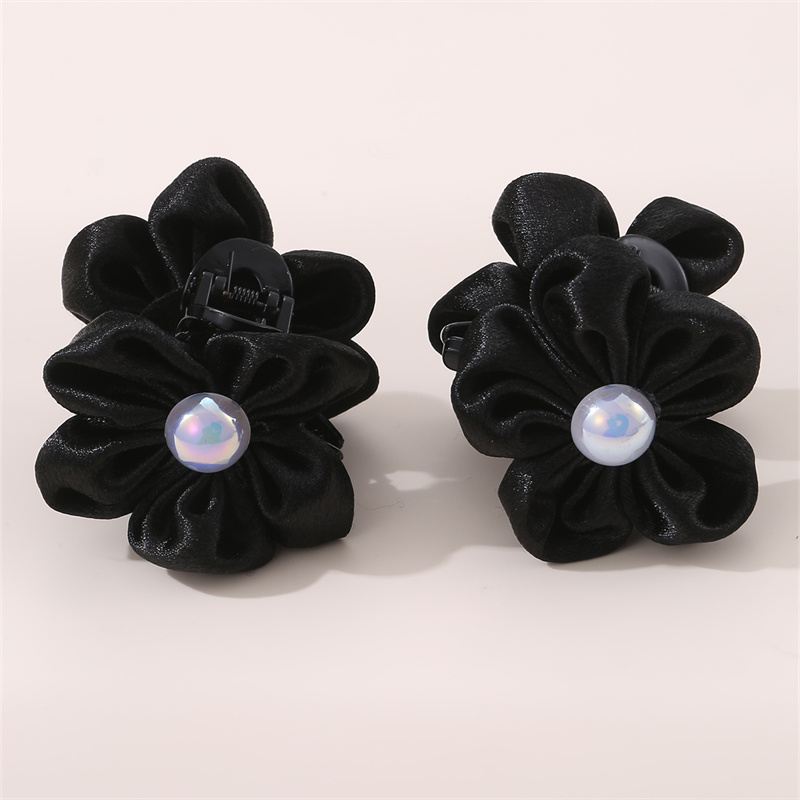 Women's Cute Flower Artificial Pearl Cloth Hair Claws display picture 1