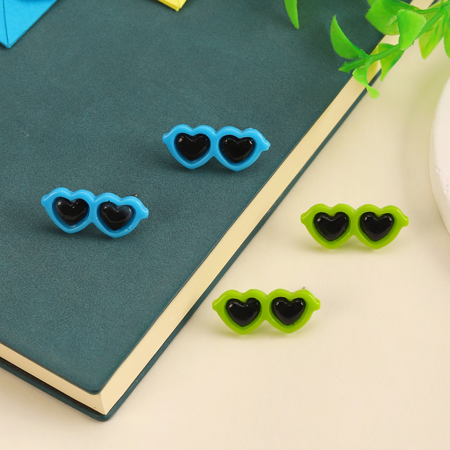 1 Pair Simple Style Cool Style Glasses Plastic Resin Ear Studs display picture 8