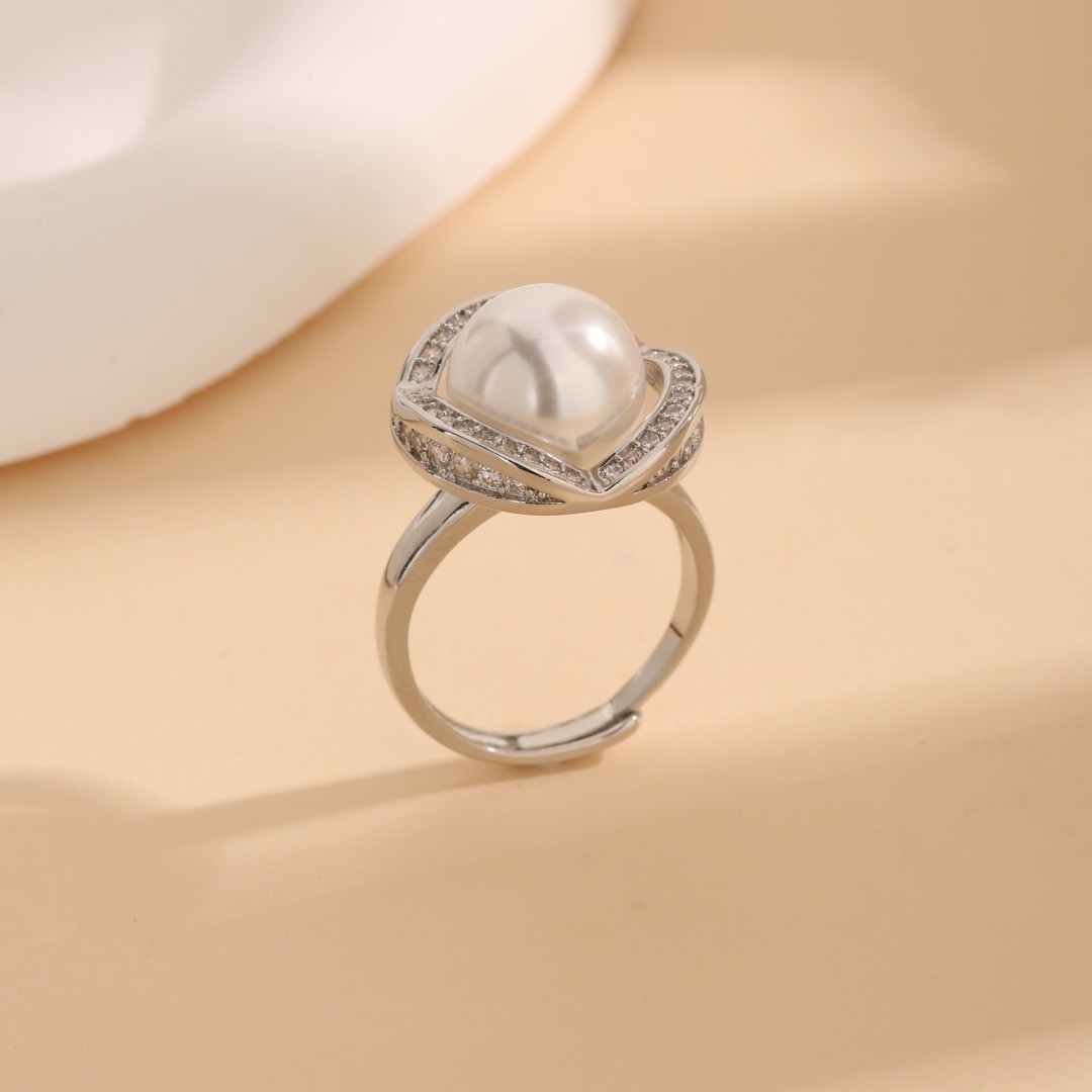Copper 18K Gold Plated Glam Luxurious Plating Inlay Solid Color Pearl Zircon Rings display picture 2