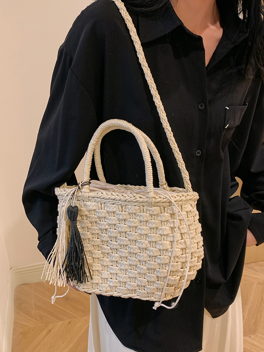 Women's Braid Solid Color Classic Style Weave Sewing Thread String Straw Bag display picture 2