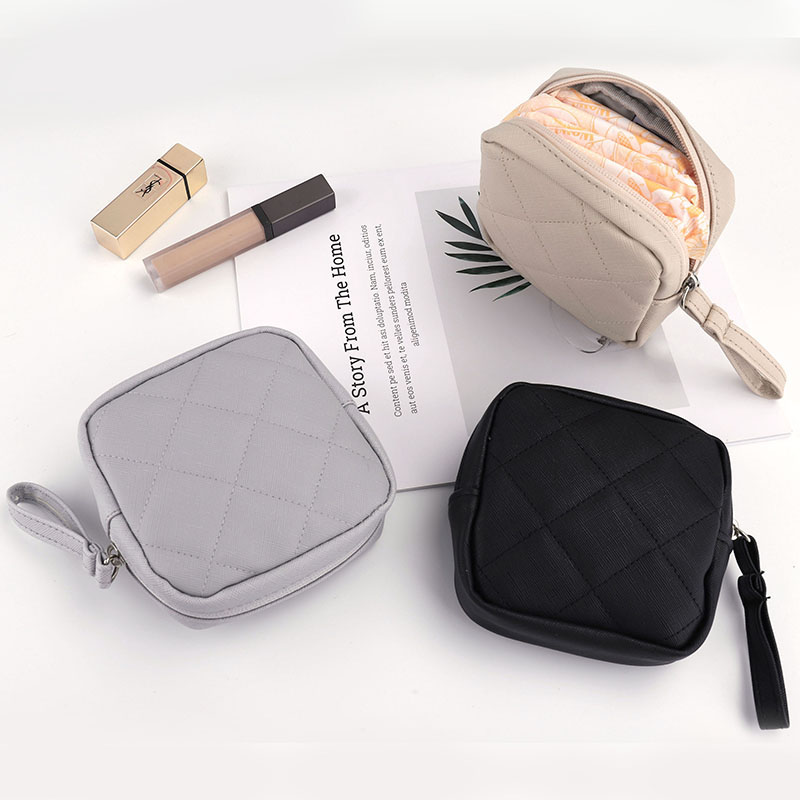 Basic Solid Color Pu Leather Makeup Bags display picture 3