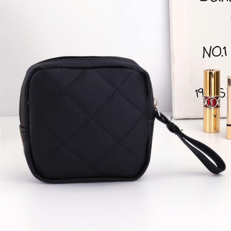 Basic Solid Color Pu Leather Makeup Bags display picture 1