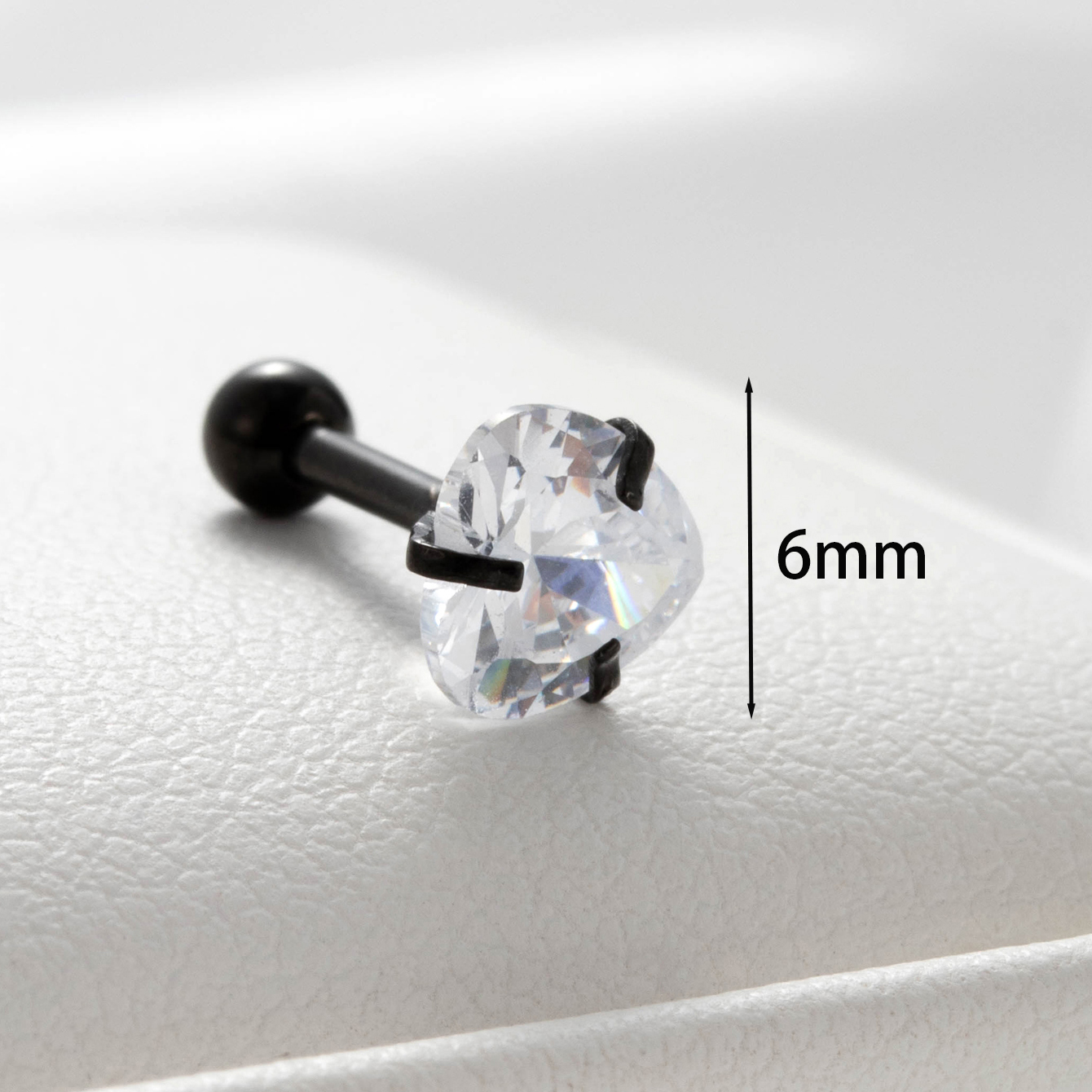 1 Piece Casual French Style Shiny Heart Shape Inlay 316 Stainless Steel  Zircon Cartilage Earrings display picture 3