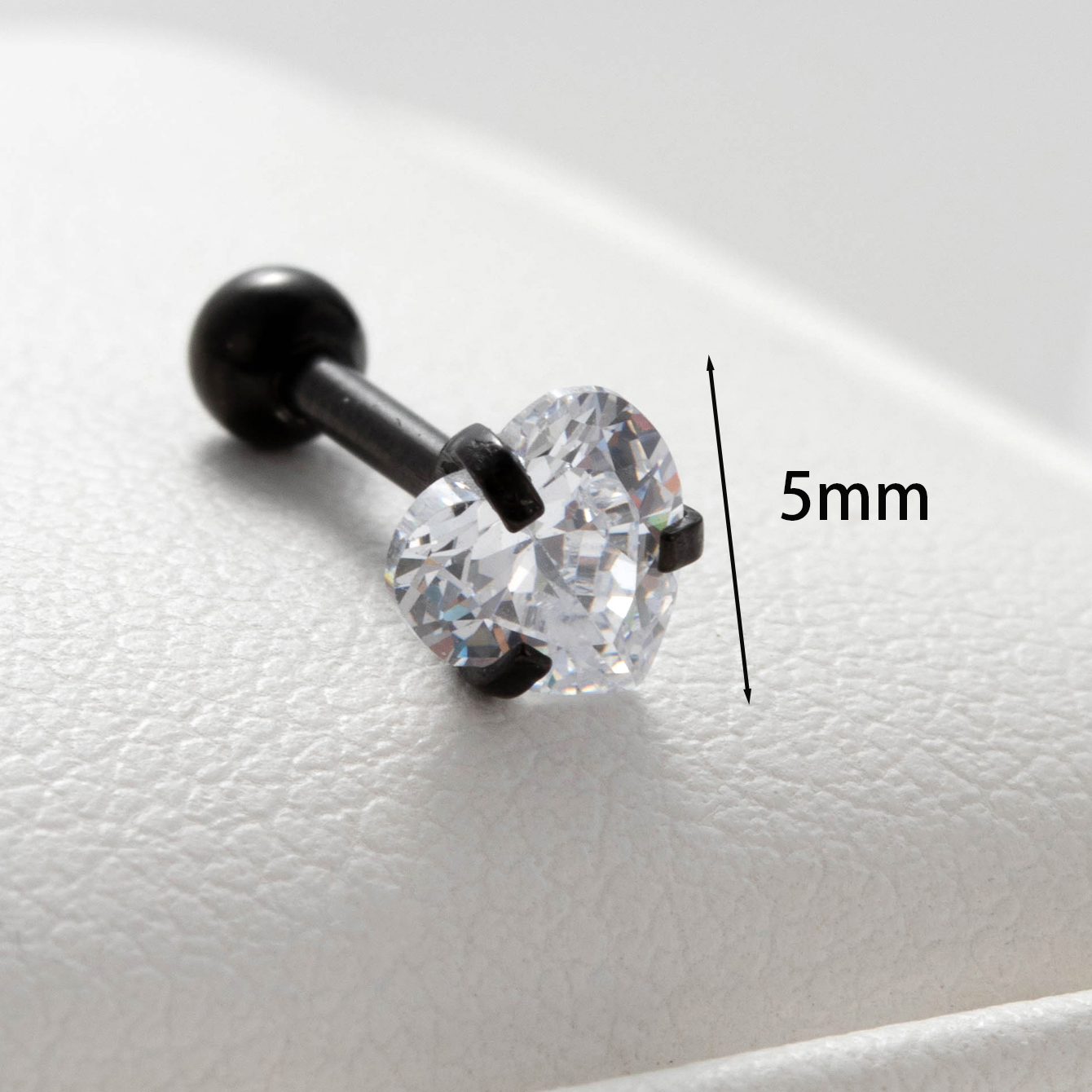 1 Piece Casual French Style Shiny Heart Shape Inlay 316 Stainless Steel  Zircon Cartilage Earrings display picture 2