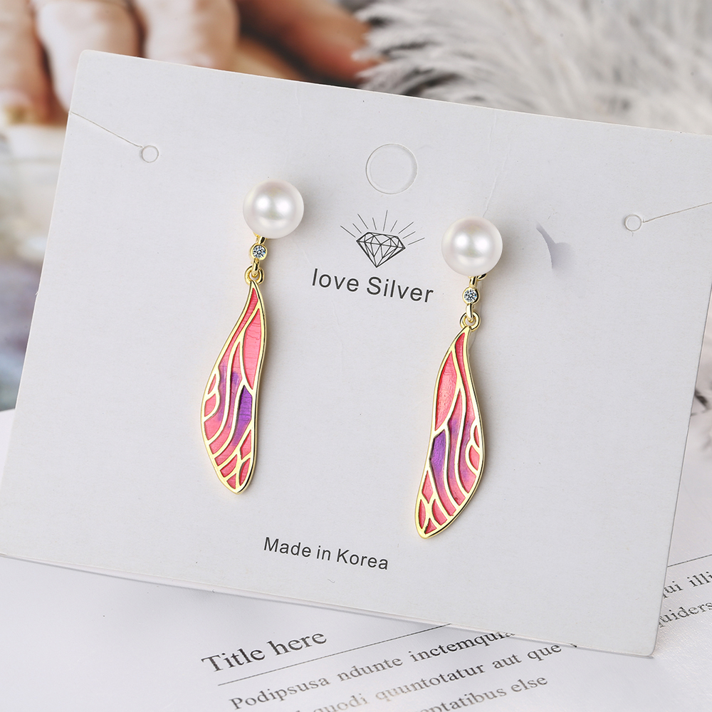 1 Pair Simple Style Classic Style Wings Plating Inlay Copper Rhinestones Pearl Drop Earrings display picture 3