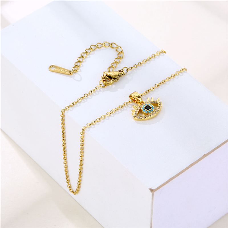 201 Stainless Steel Brass 18K Gold Plated IG Style Basic Classic Style Plating Inlay Devil's Eye Zircon Pendant Necklace display picture 4
