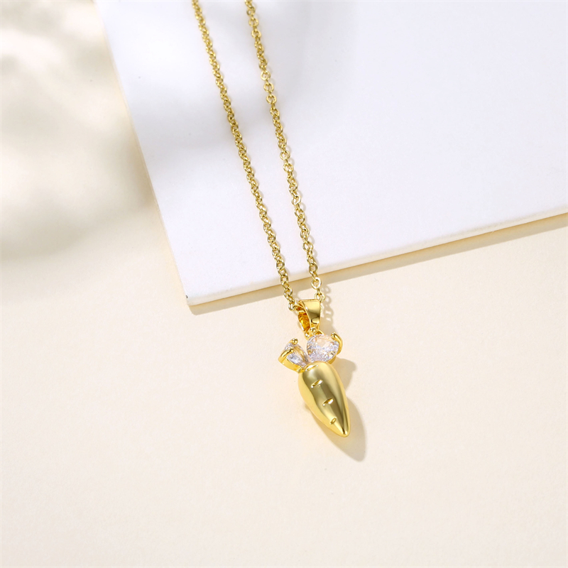 201 Stainless Steel Brass 18K Gold Plated Shiny Inlay Plating Carrot Zircon Pendant Necklace display picture 3