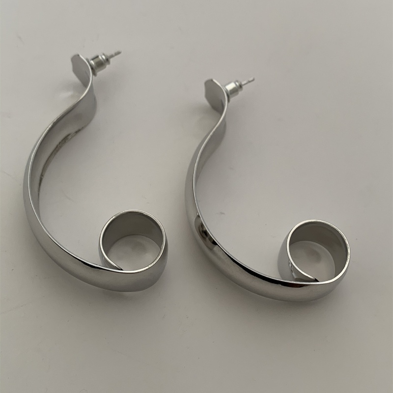 1 Paire Rétro Exagéré Énorme Couleur Unie Polissage Le Cuivre Plaqué Or Plaqué Argent Boucles D'oreilles display picture 10