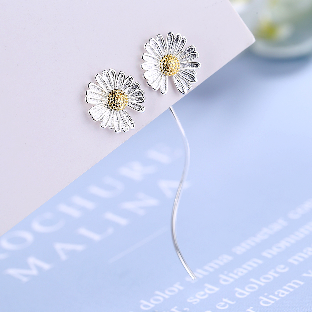 1 Pair Simple Style Classic Style Flower Plating Copper Gold Plated Ear Studs display picture 4