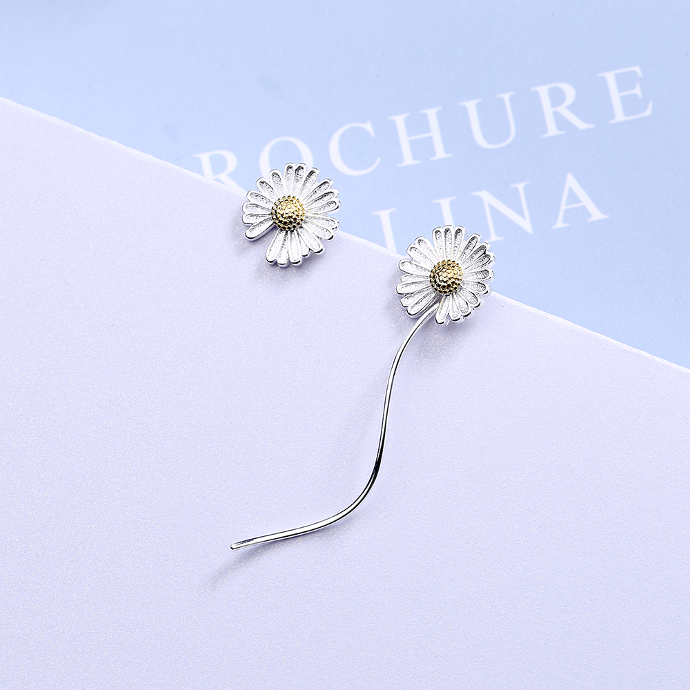 1 Paire Style Simple Style Classique Fleur Placage Le Cuivre Plaqué Or Boucles D'Oreilles display picture 3