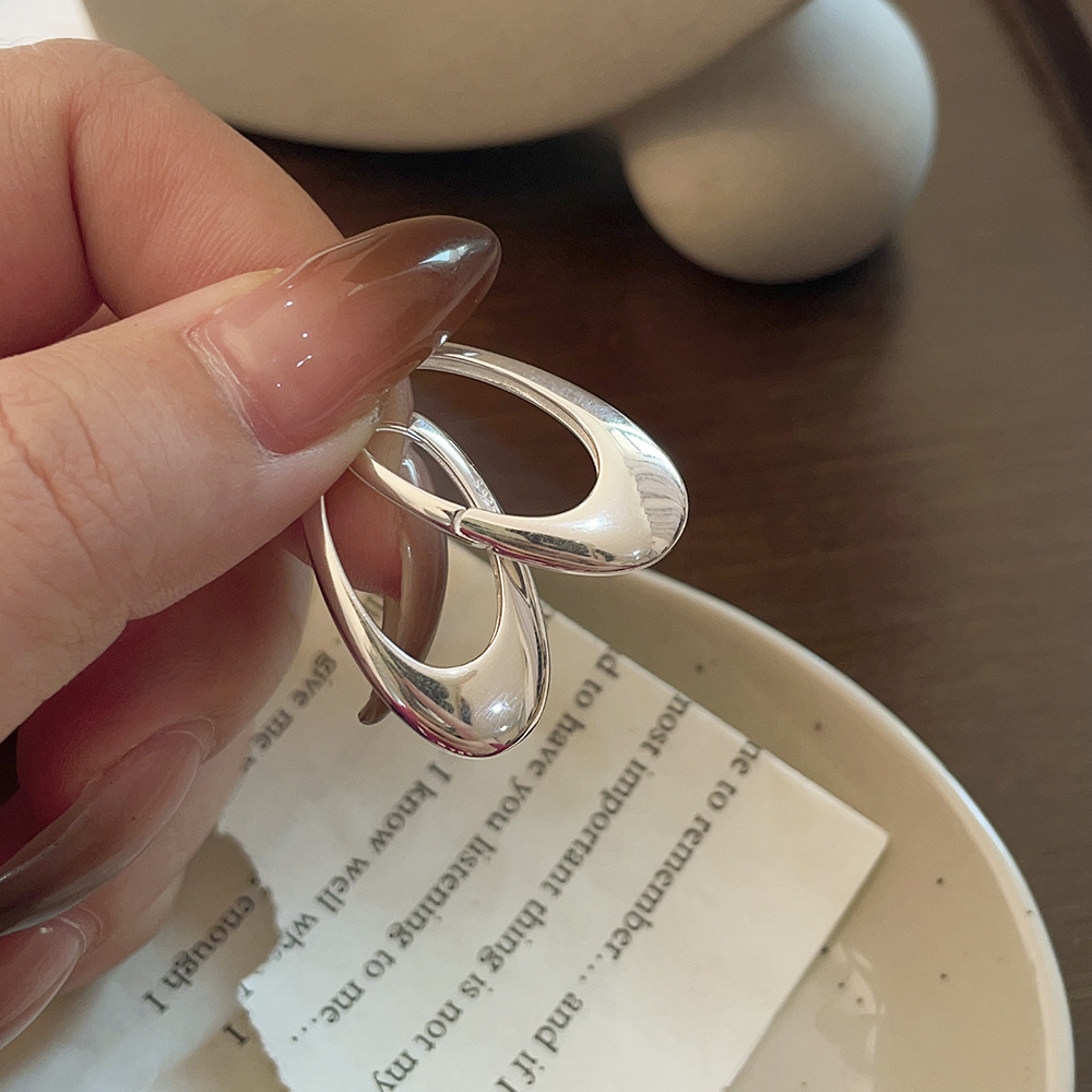 1 زوج أسلوب بسيط بيضاوي تصفيح الفضة الاسترليني ترصيع الأذن display picture 4