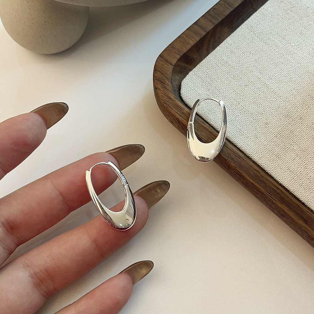 1 زوج أسلوب بسيط بيضاوي تصفيح الفضة الاسترليني ترصيع الأذن display picture 6