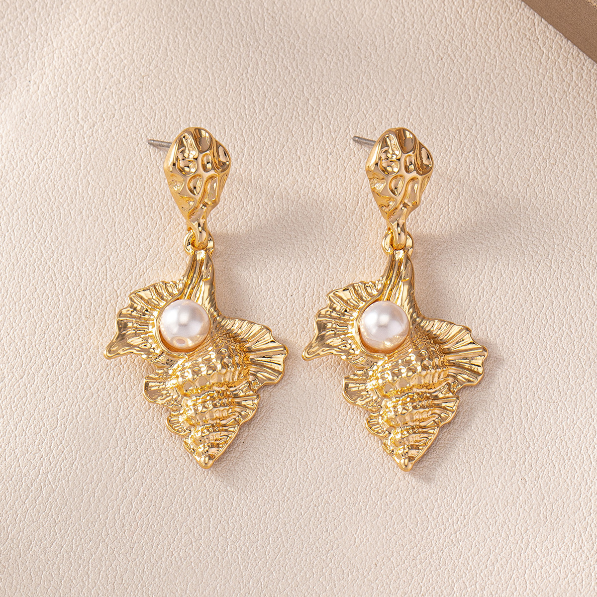1 Pair Simple Style Conch Plastic Zinc Alloy Drop Earrings display picture 3