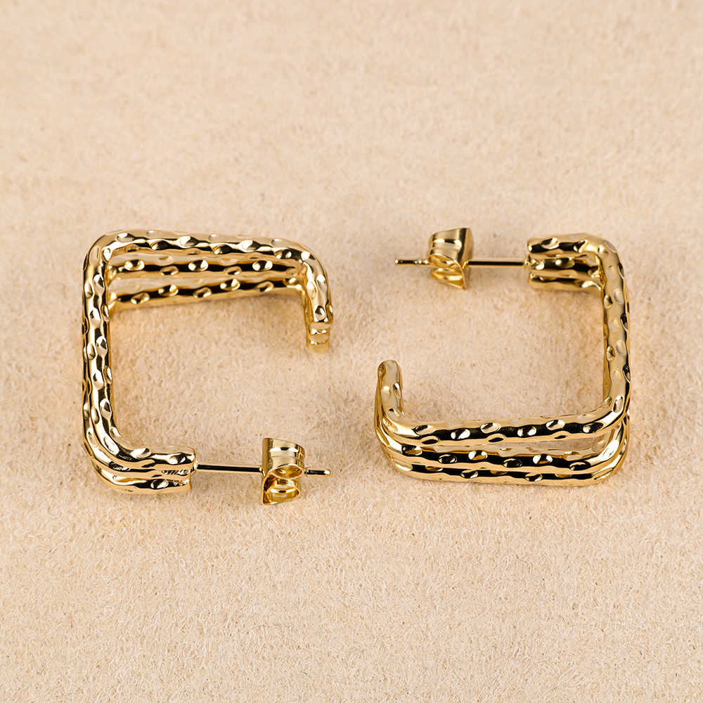 1 Pair Simple Style Geometric Polishing Hollow Out 201 Stainless Steel 18K Gold Plated Ear Studs display picture 27