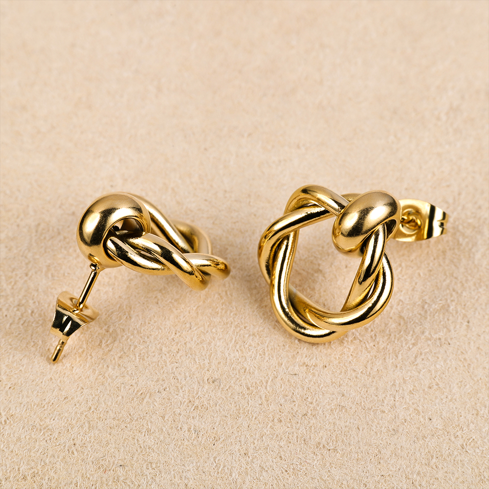 1 Pair Simple Style Geometric Polishing 201 Stainless Steel 18K Gold Plated Ear Studs display picture 3