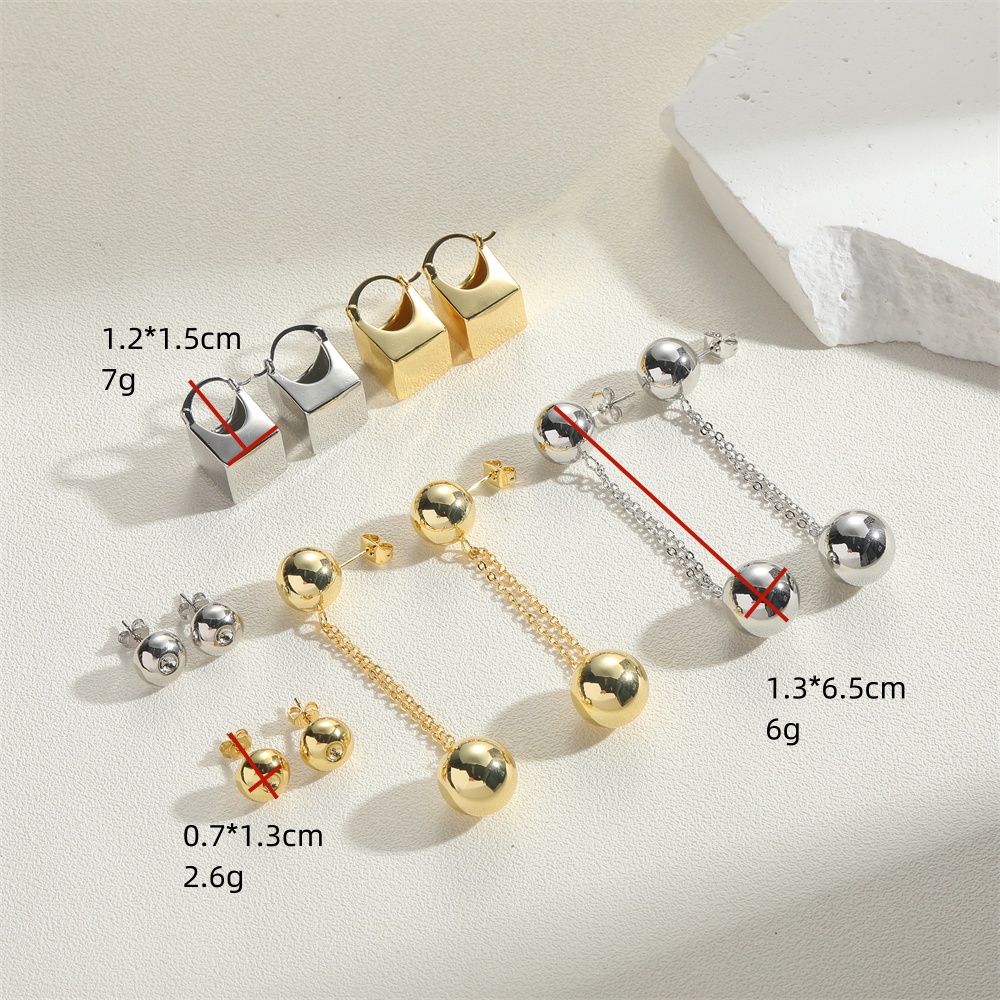 1 Pair Simple Style Solid Color Inlay Copper Zircon 14K Gold Plated Ear Studs display picture 12