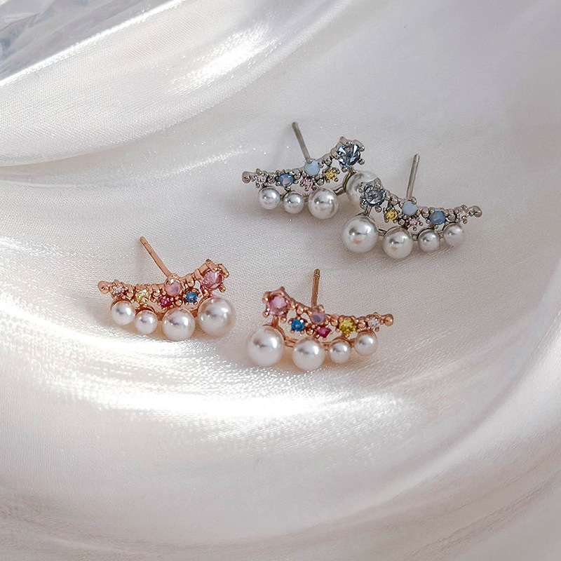 1 Pair IG Style Elegant Lady Geometric Crown Inlay Artificial Pearl Copper Zircon Ear Studs display picture 5