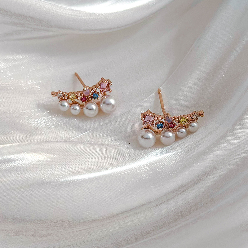 1 Pair IG Style Elegant Lady Geometric Crown Inlay Artificial Pearl Copper Zircon Ear Studs display picture 7