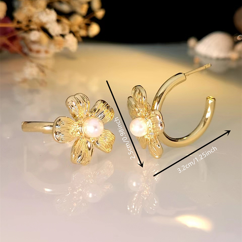 1 Paire Élégant Dame Style Classique Fleur Incruster Alliage De Zinc Perles Artificielles Boucles D'Oreilles display picture 6