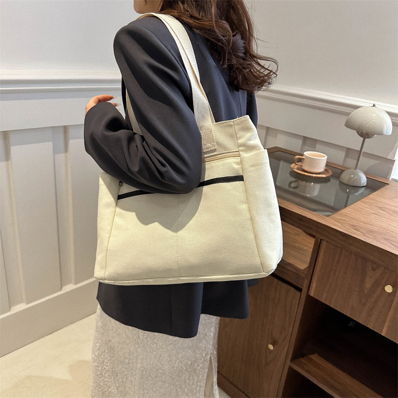 Women's Large Canvas Solid Color Basic Square Zipper Tote Bag display picture 7