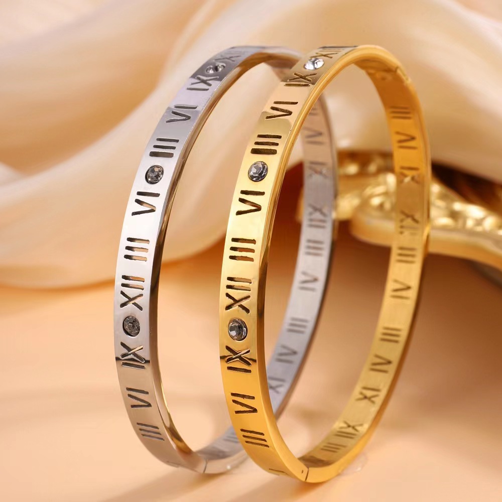 Simple Style Roman Numeral 304 Stainless Steel 18K Gold Plated Rhinestones Bangle In Bulk display picture 4