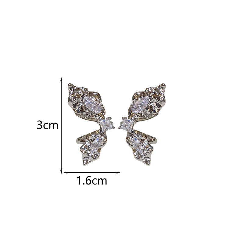 1 Pièce Décontractée Élégant Dame Papillon Incruster Le Cuivre Zircon Clips D'oreille display picture 1