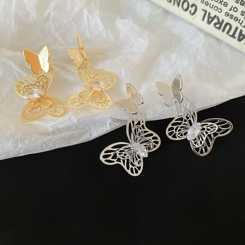 1 Pair Elegant Lady Modern Style Butterfly Inlay Copper Zircon Drop Earrings display picture 10
