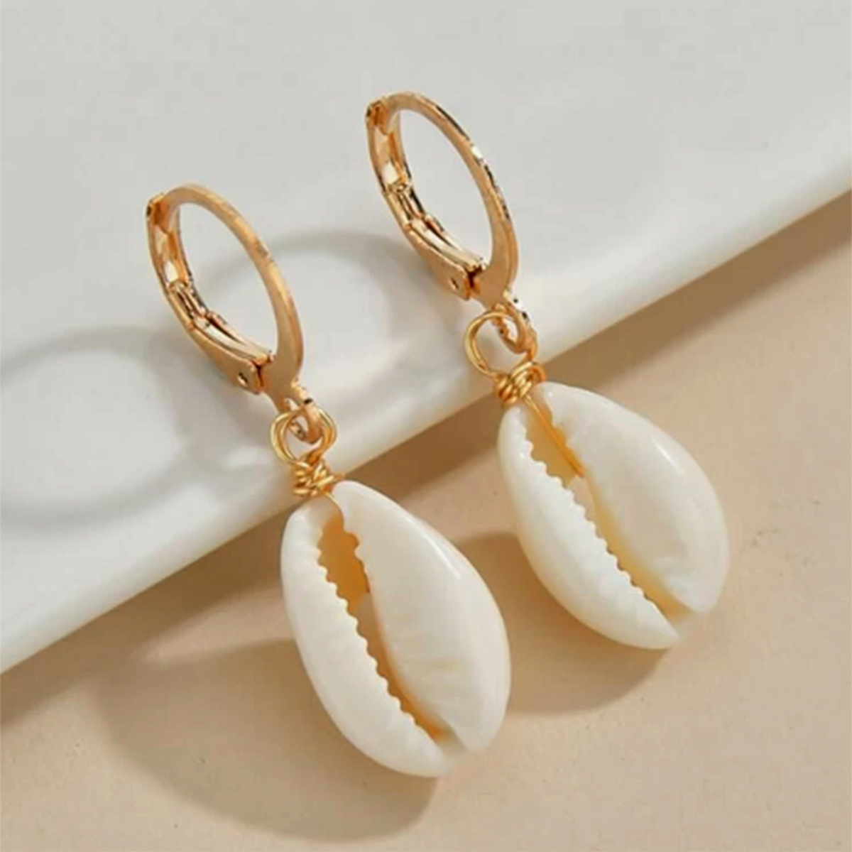 1 Pair IG Style Shell Shell Drop Earrings display picture 3
