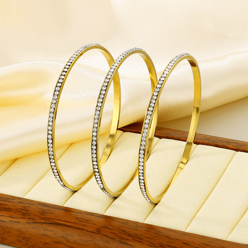 Simple Style Circle 304 Stainless Steel 18K Gold Plated Zircon Bangle In Bulk display picture 3