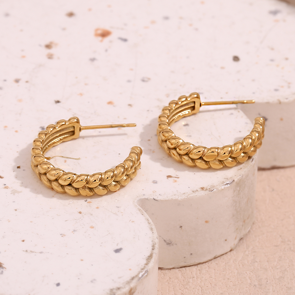 1 Pair Basic Simple Style Classic Style C Shape Grain Plating 304 Stainless Steel 18K Gold Plated Hoop Earrings display picture 6