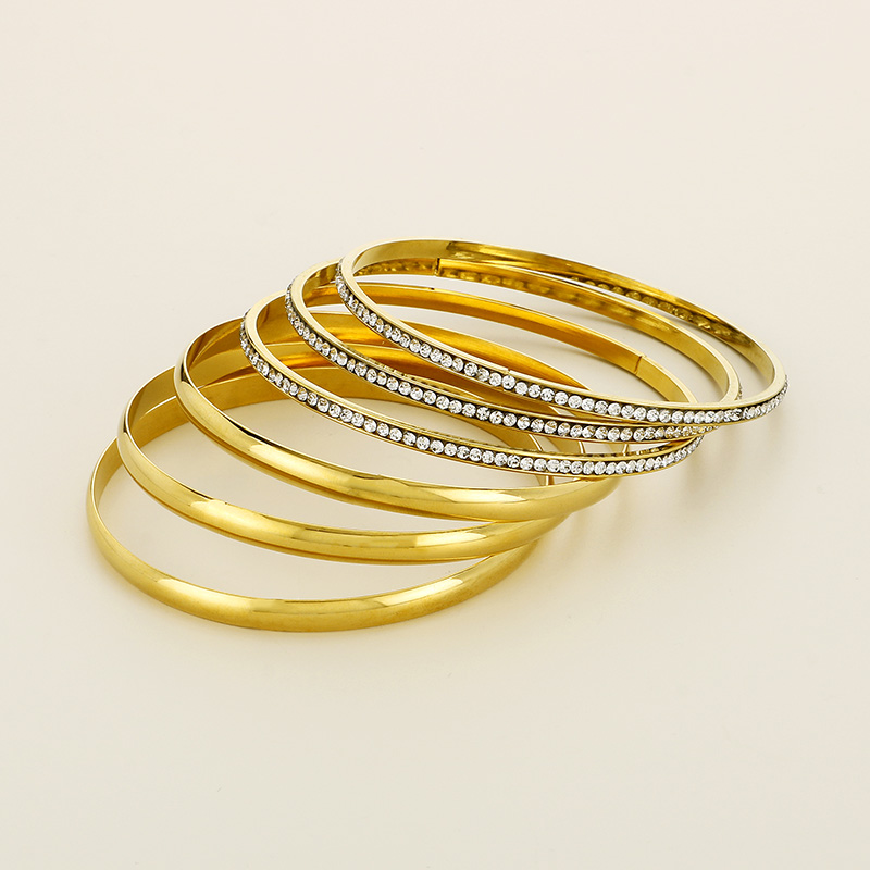 Simple Style Circle 304 Stainless Steel 18K Gold Plated Zircon Bangle In Bulk display picture 9