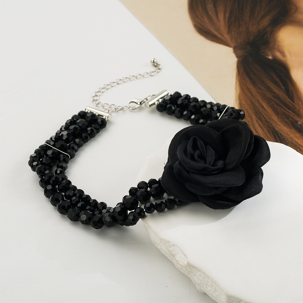 Wholesale Jewelry Elegant Lady Sweet Flower Artificial Crystal Beaded Choker display picture 4