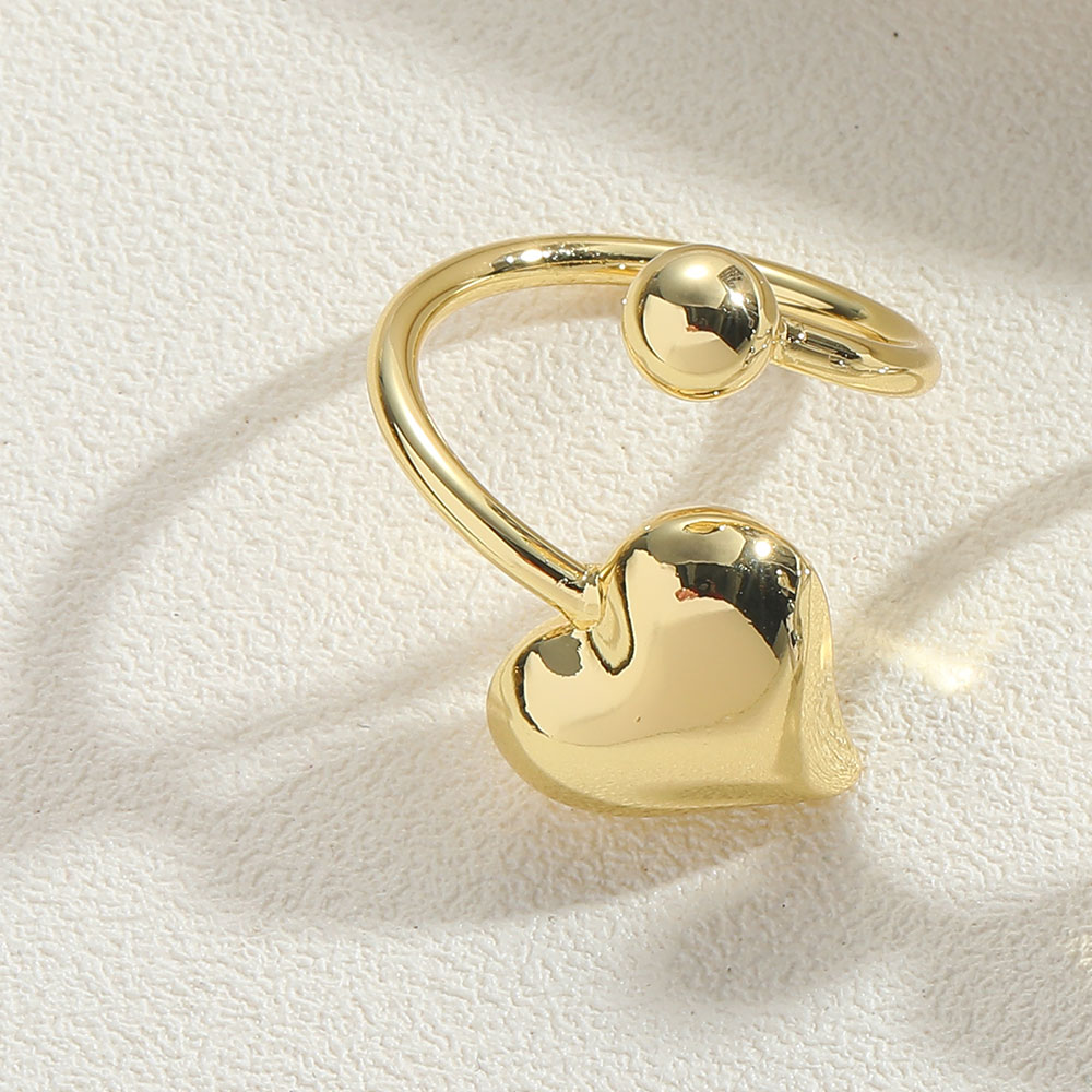 Großhandel Einfacher Stil Runden Herzform Kupfer 14 Karat Vergoldet Offener Ring display picture 1