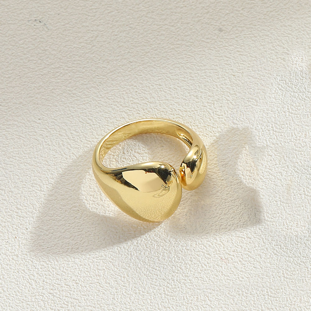 Großhandel Einfacher Stil Runden Herzform Kupfer 14 Karat Vergoldet Offener Ring display picture 3